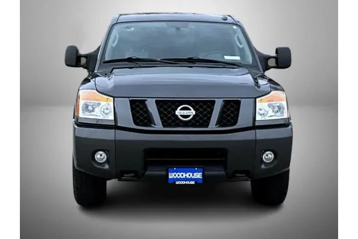 $10995 : Nissan Titan 2011 4x4 PRO-4X image 2