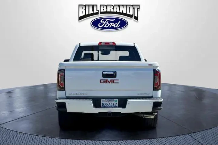 $28819 : GMC Sierra 1500 2016 4x4 Den image 9