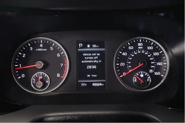 $21768 : Kia K5 2021 GT-Line 4dr Seda image 4