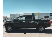 $21777 : Nissan Titan 2017 4x4 SV 4dr thumbnail