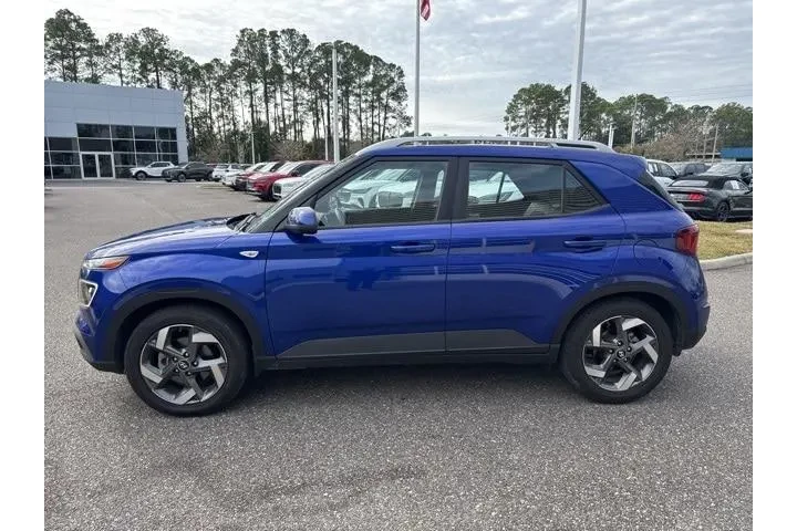 $17944 : Hyundai VENUE 2024 Limited 4 image 6