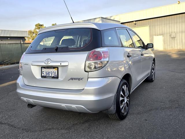 $5400 : 2005 TOYOTA MATRIX2005 TOYOTA image 7