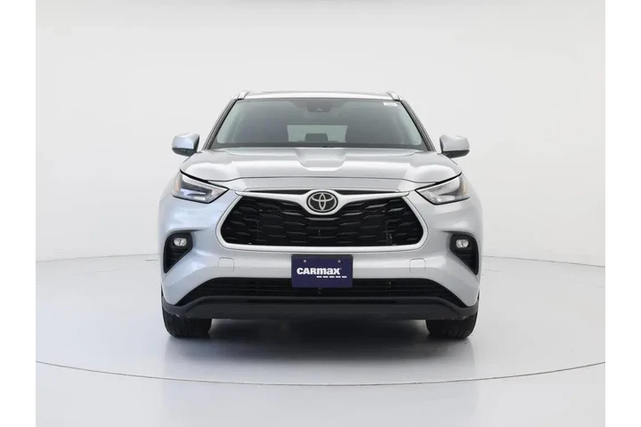 $37998 : Toyota Highlander 2023 XLE 4 image 5