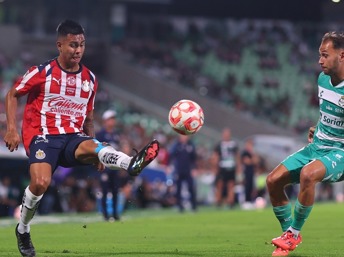 Partido de Chivas vs Santos