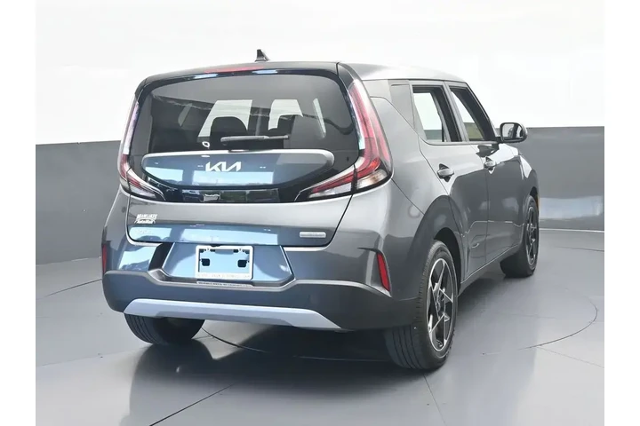 $18991 : Kia Soul 2023 EX 4dr Crossov image 5