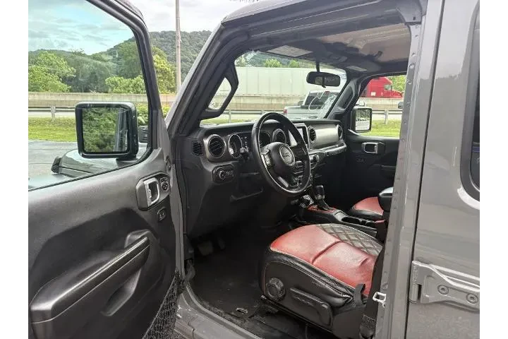 $27824 : Jeep Wrangler Unlimited 2021 image 10