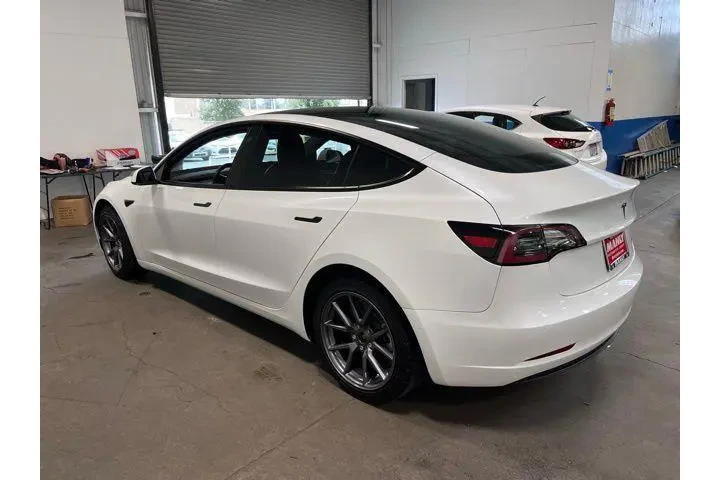 $25738 : Tesla Model 3 2022 AWD Long image 5