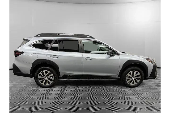 $27593 : Subaru Outback 2024 AWD Prem image 6