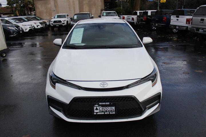 $17996 : 2020 Corolla image 3