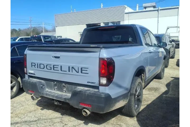 $30455 : Honda Ridgeline 2024 AWD Spo image 2