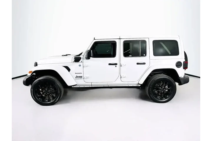 $27934 : Jeep Wrangler 2024 4x4 Sahar image 3