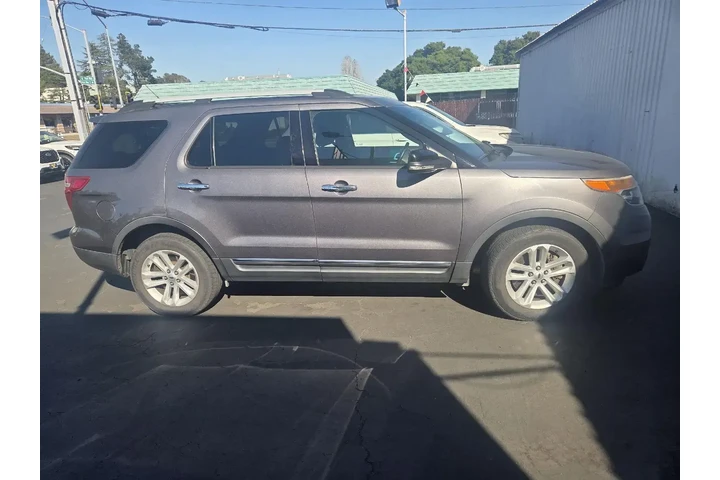 $13999 : Ford Explorer 2014 XLT 4dr S image 2