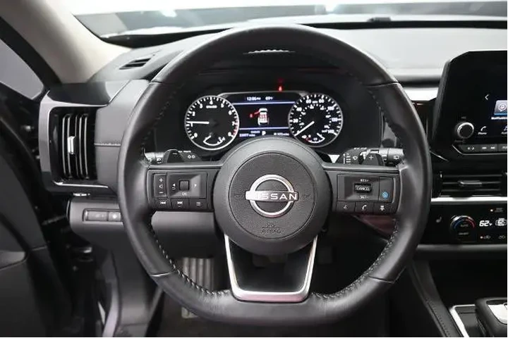 $30991 : Nissan Pathfinder 2025 SV 4d image 6