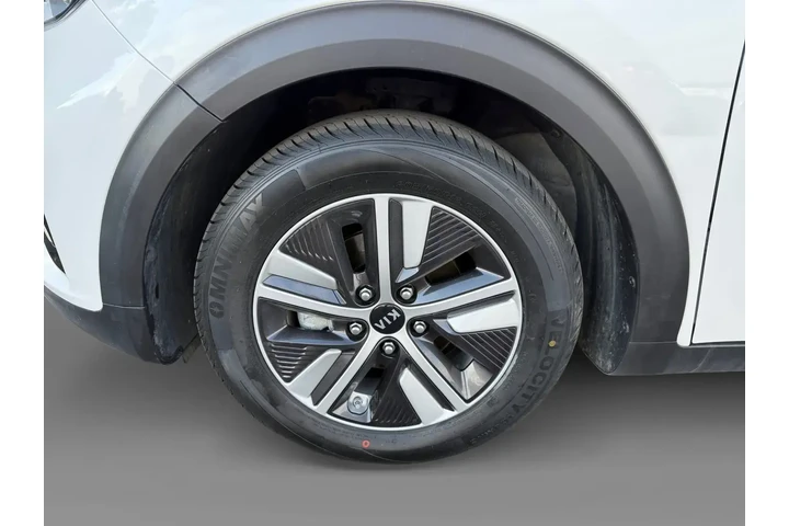 $16988 : Kia Niro 2020 LXS 4dr Crosso image 9