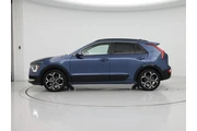 $24998 : Kia Niro 2023 EX Touring 4dr thumbnail