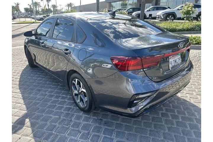 $12995 : Kia Forte 2021 image 3