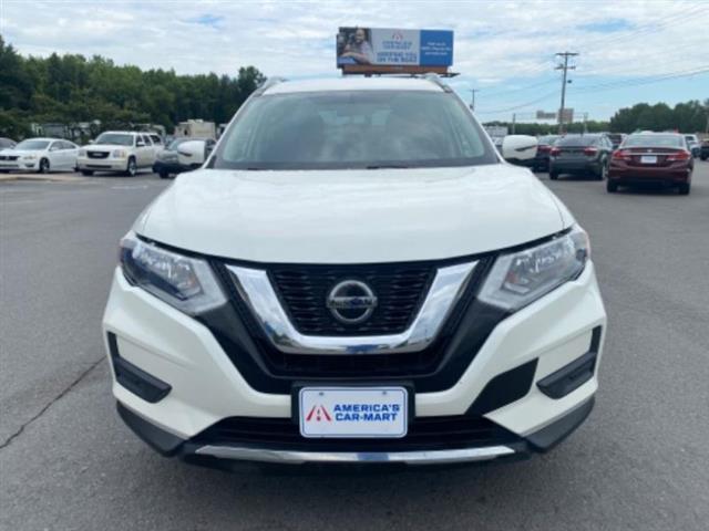 2018 Rogue image 2