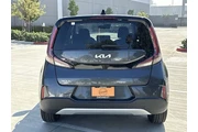 $17670 : Kia Soul 2024 LX 4dr Crossov thumbnail