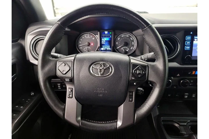 $36998 : Toyota Tacoma 2018 4x4 TRD P image 10