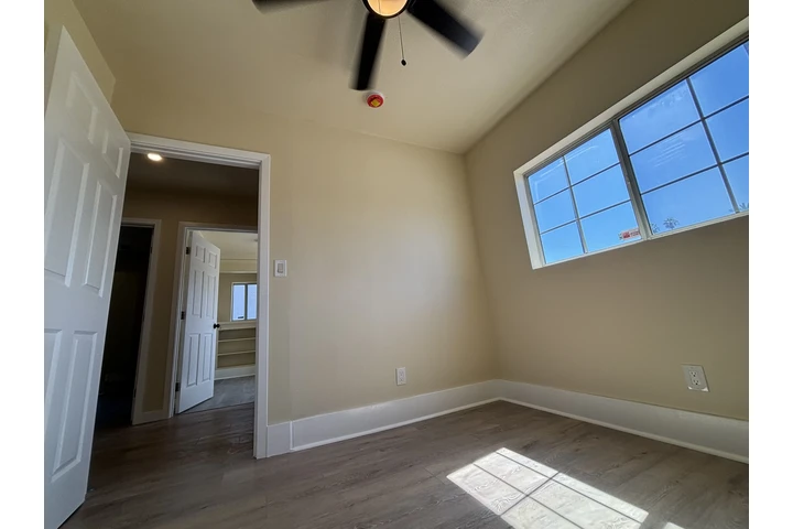 $850 : En renta cuarto image 1