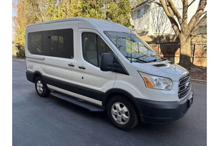 $28999 : 2019 Transit 150 XLT image 9