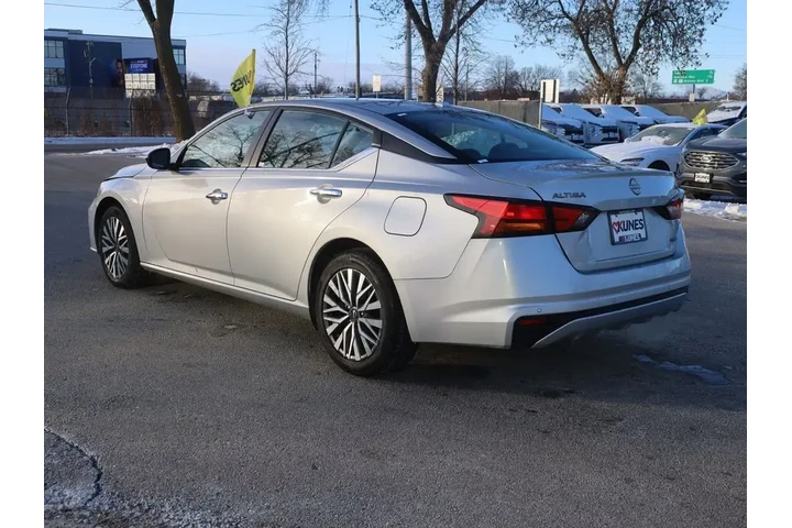 $21477 : Nissan Altima 2024 AWD 2.5 S image 7