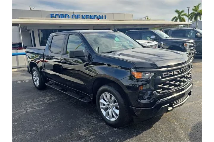 $31990 : Chevrolet Silverado 1500 202 image 4