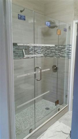 Shower doors/Puertas de ducha. image 9