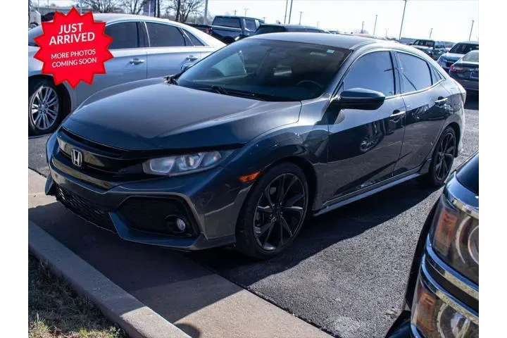 $15500 : Honda Civic 2017 Sport 4dr H image 1