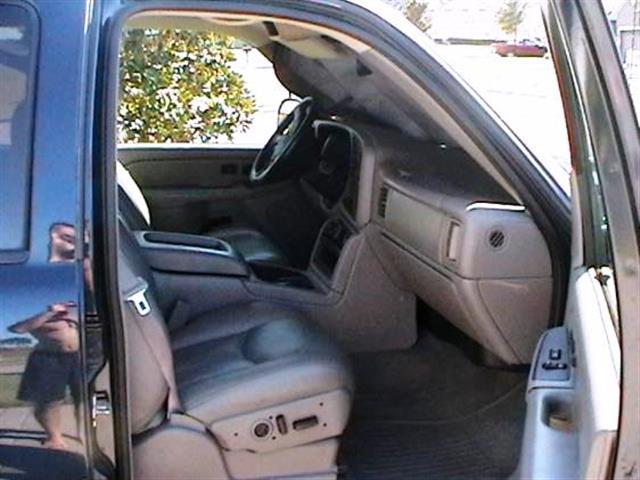 $5500 : 2005 Chevy Silverado LT 4DR image 4