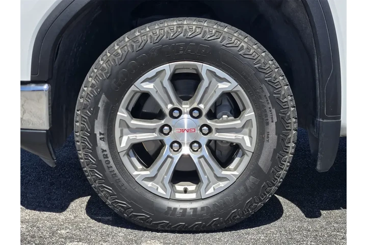 $39891 : GMC Sierra 1500 2023 4x4 SLE image 9