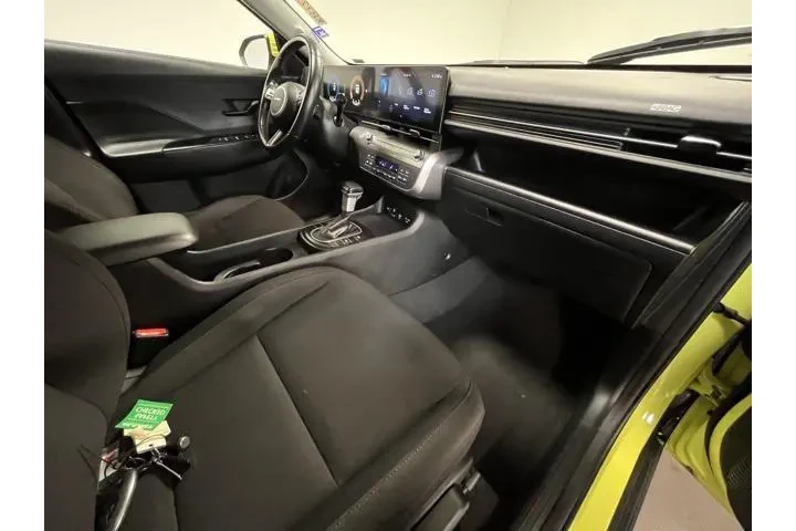 $19807 : Hyundai KONA 2024 AWD SEL 4d image 10