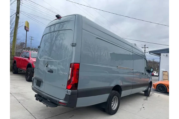 $68995 : 2022 Mercedes-Benz Sprinter 3 image 5