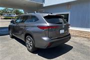 $38995 : 2021 Highlander XLE FWD (Natl) thumbnail