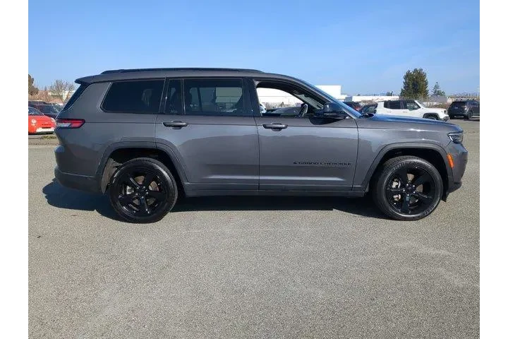 $24998 : Jeep Grand Cherokee L 2023 4 image 3