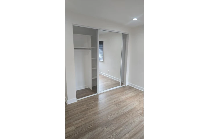 $800 : Rento cuarto en Los Angeles image 5