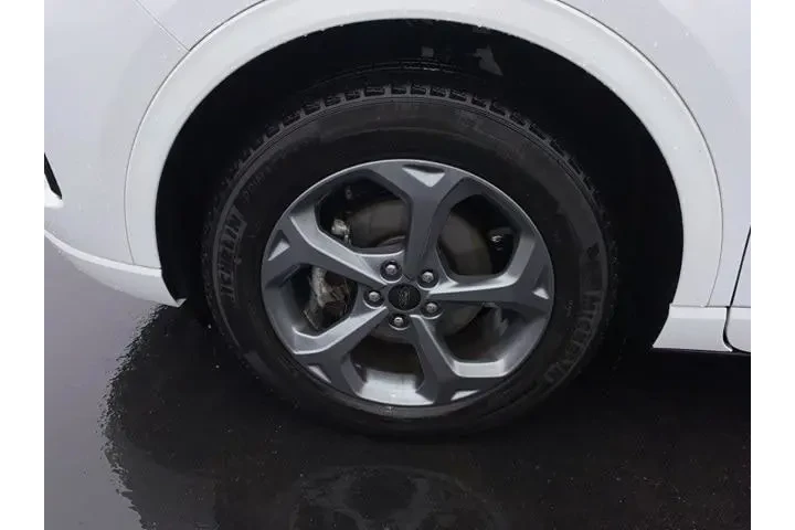 $23720 : Ford Escape 2023 AWD ST-Line image 9