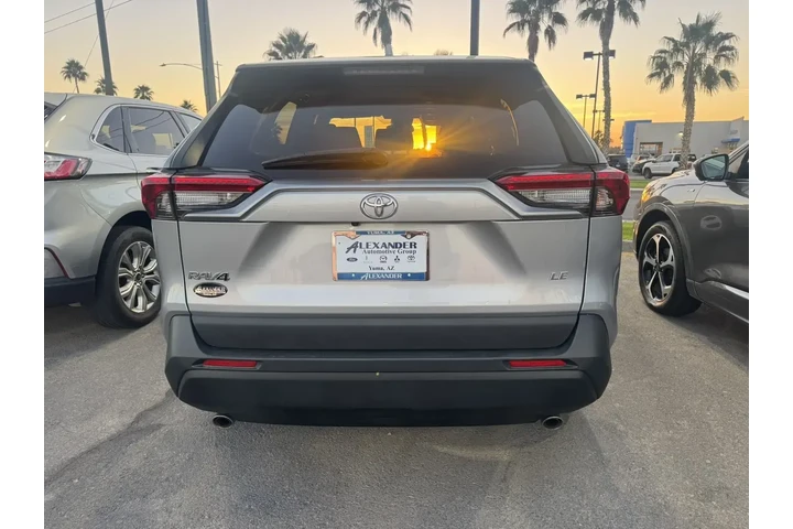 $27119 : Toyota RAV4 2024 LE 4dr SUV image 6
