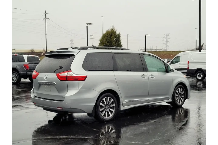 $23148 : Toyota Sienna 2019 XLE 7-Pas image 4