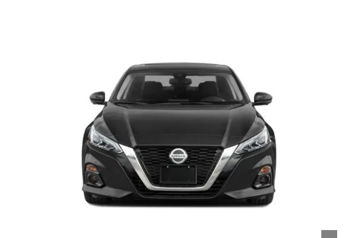 $16787 : Nissan Altima 2020 2.0 Plati image 4