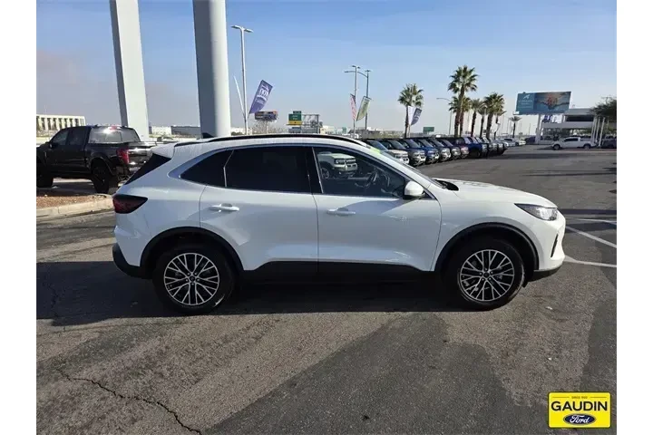 $33177 : Ford Escape Plug-In Hybrid 2 image 8