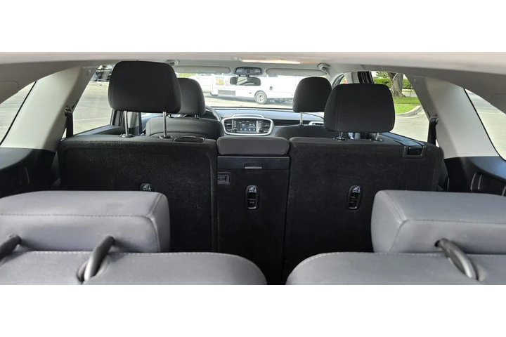 $11999 : KIA SORENTO image 1