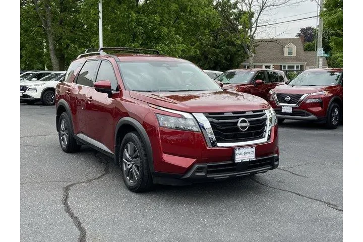 $32500 : Nissan Pathfinder 2024 AWD S image 2