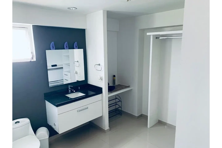 $32500 : RENTA DEPTO TZIARA CANCUN image 1