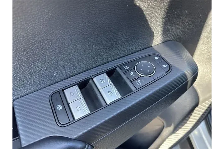 $23969 : Mitsubishi Outlander 2024 SE image 10