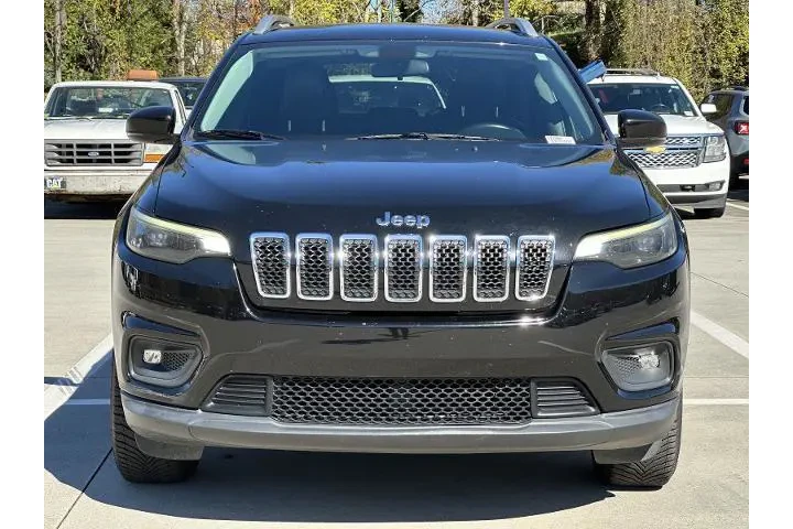 Jeep Cherokee 2019 4x4 Latit image 2