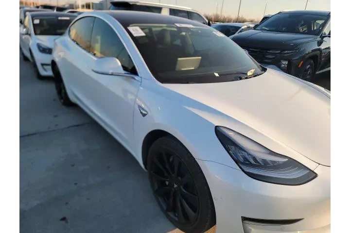 $24988 : Tesla Model 3 2019 AWD Long image 3