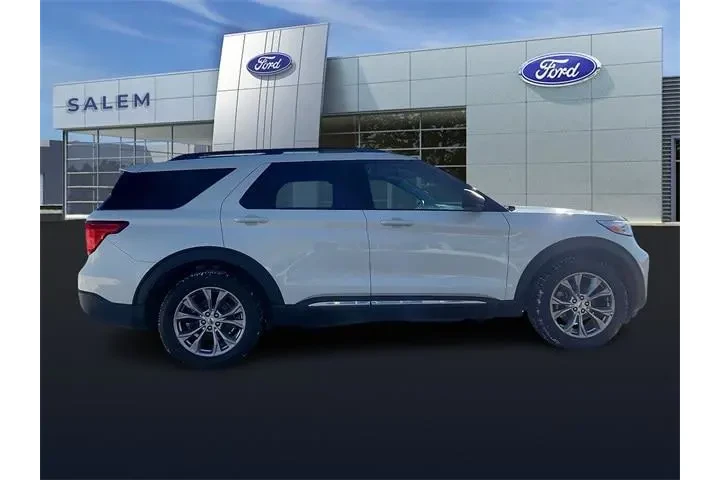 $29680 : Ford Explorer 2022 AWD XLT 4 image 2
