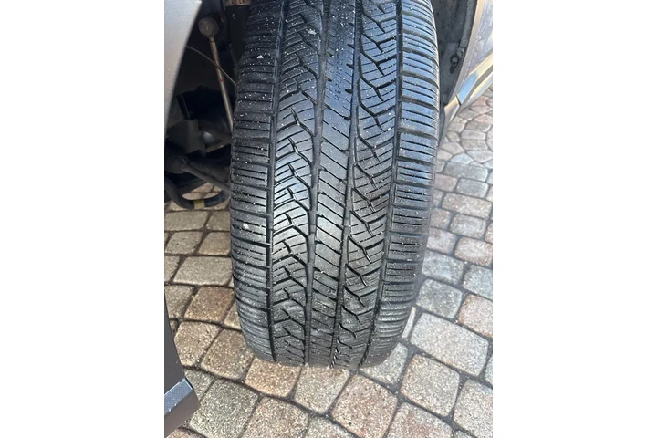 $24999 : 2020 Ascent Limited image 9