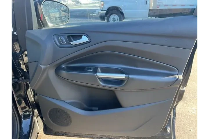 $11572 : Ford Escape 2018 AWD SE 4dr image 10